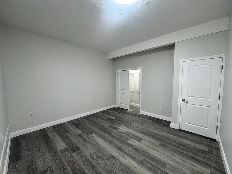 7 McCabe Ct #1 — Photo 9