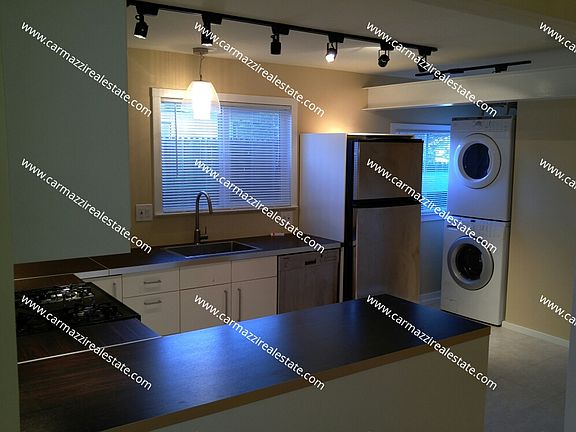 3rd image of 1829 Sherwood Ave