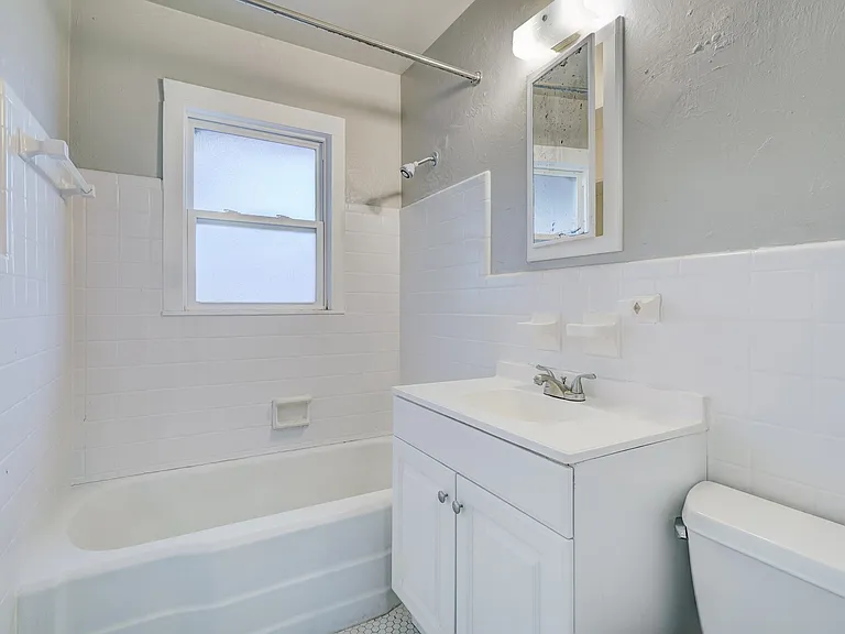 2845 Cambridge Ct — Photo 28