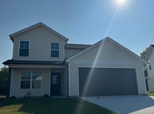 5030 Hidden Springs Dr, Charlestown, IN 47111