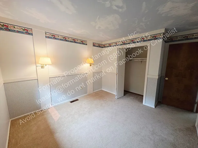 157 N Gates Ave — Photo 9