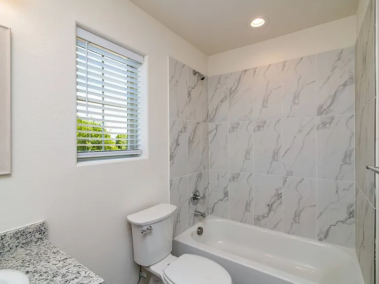 201 S May St #1 — Photo 17