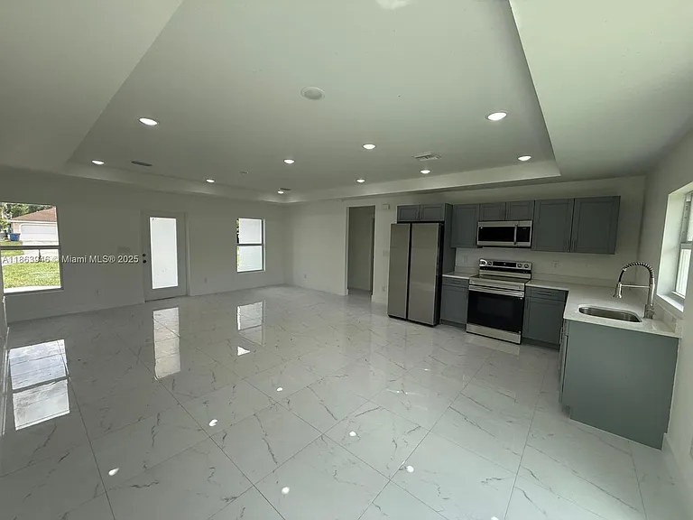 322 McArthur Blvd — Photo 5