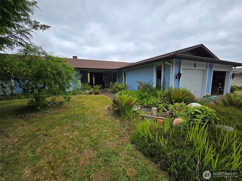 1st image of 290 Vista Drive