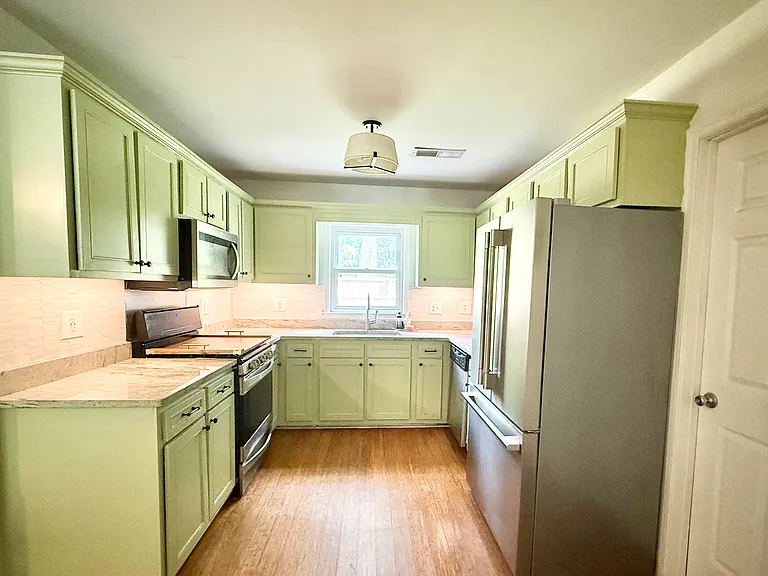 45 Paddlecreek Ave — Photo 8