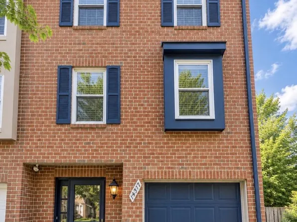 14317 Oxford Dr, Laurel, MD 20707