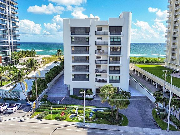 3rd image of 812 N Ocean Boulevard #202