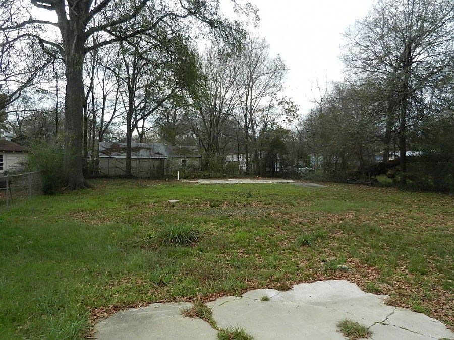 1st image of 2735 Bibb St