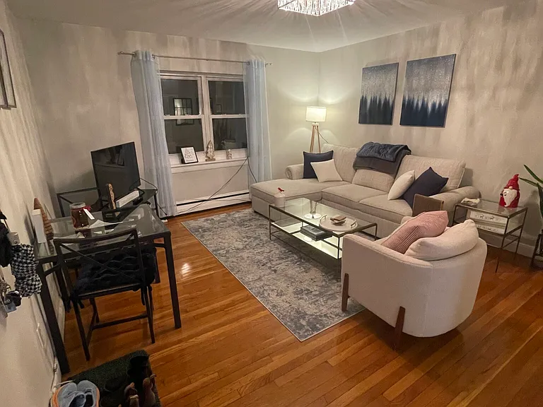 63 Selkirk Rd #4 — Photo 6