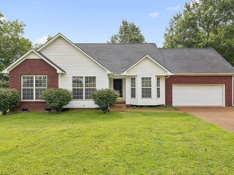 3106 Jeffrey Ct — Photo 1