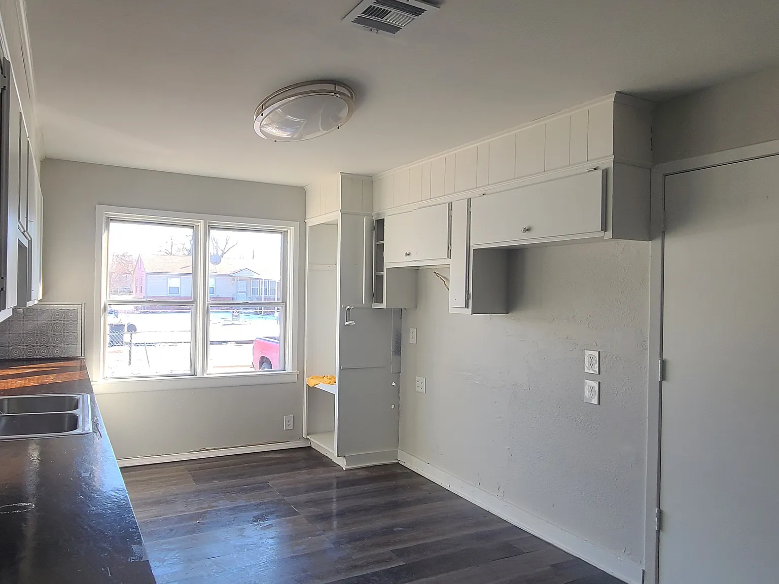 4 bed, 1417 sqft, $1,400 — Photo 4