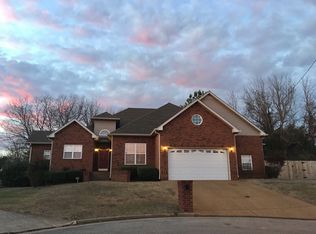 801 Crescent Hill Rd, Nashville, TN 37206