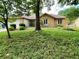 202 Raintree St, Nixa, MO 65714