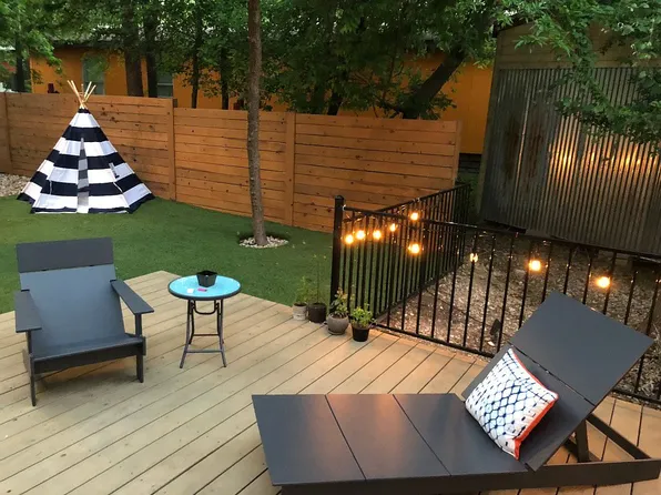 1179 Pandora St #A, Austin, TX 78702