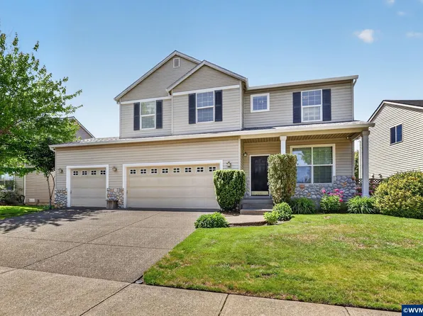 2571 Graystone Dr, Woodburn, OR 97071