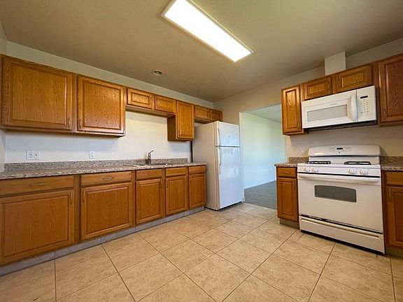 4th image of 3511 Jemez Dr