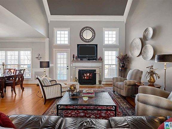 5th image of 1639 Oak Park Ln