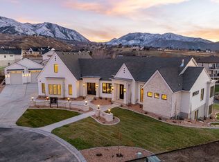 581 W Lucilles Cv, Woodland Hills, UT 84653