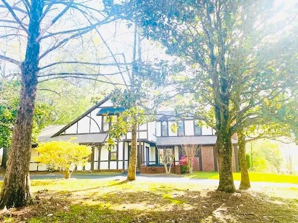 1361 Dellwyn Ct, Mobile, AL 36695