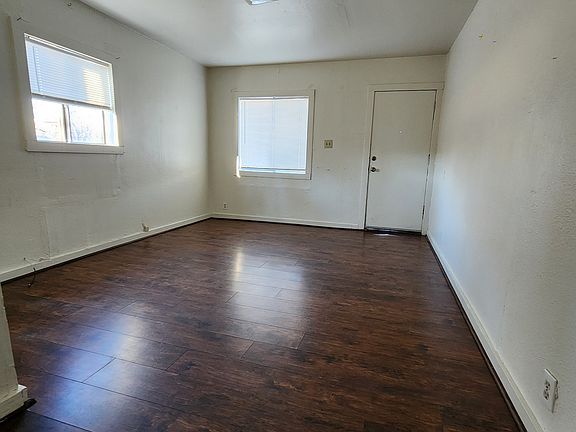 2nd image of 418 S Wc Riles St