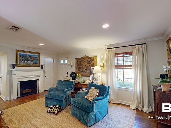 4th image of 1 York Pl