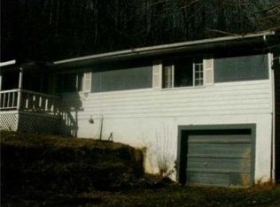 754 Toms Frk, Alum Creek, WV 25003