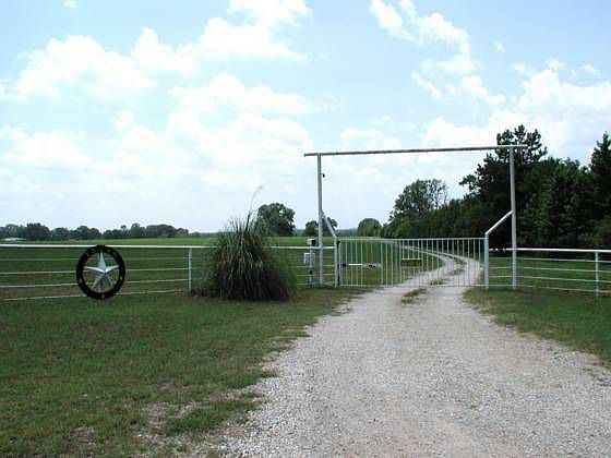 1st image of 20232 County Road 2147