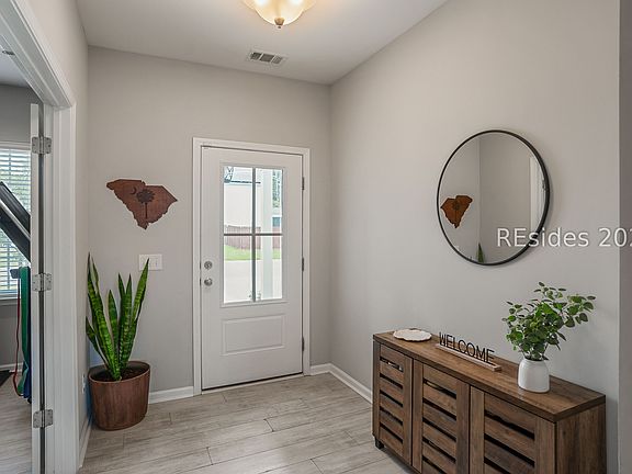 4th image of 75 Saluda Way