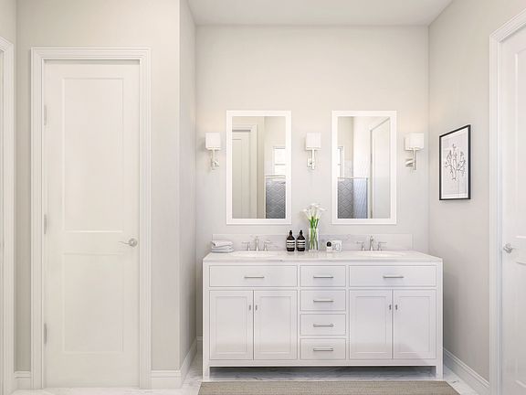 Luxurious owner s bath