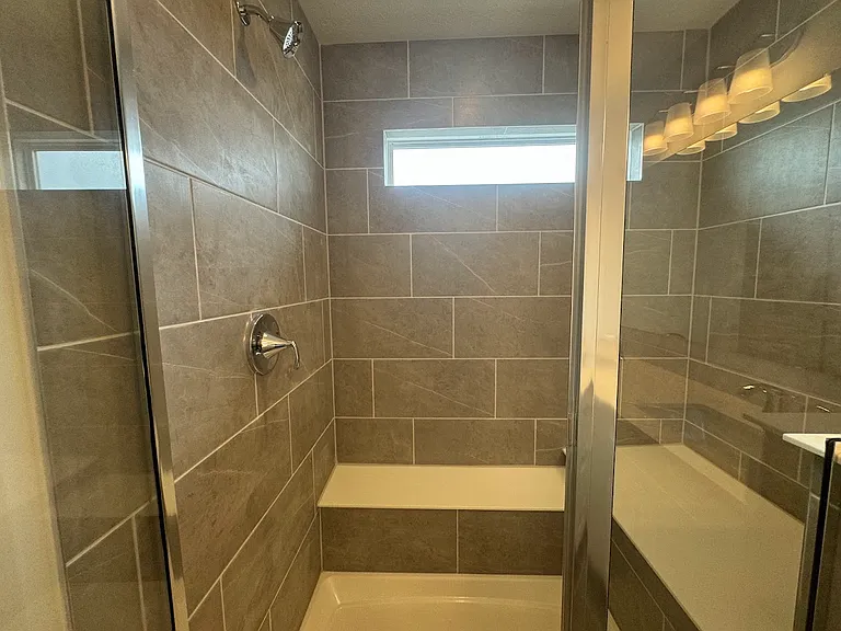 13847 Gatsby Dr — Photo 101