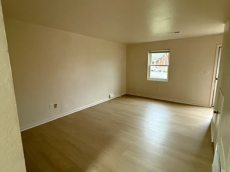 166 Laconia Ave NE #166 — Photo 4