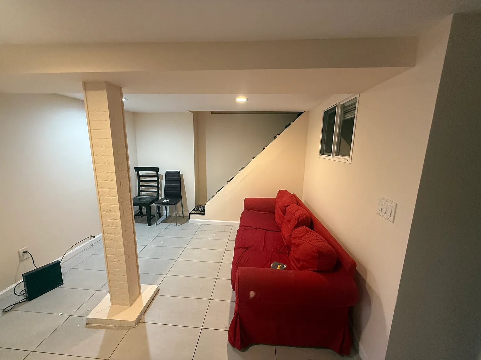 2 bed, 700 sqft, $1,700 — Photo 3