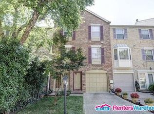 10924 Pebble Run Dr, Silver Spring, MD 20902