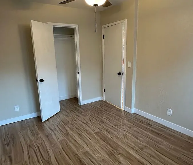 225 E Louise Ave — Photo 21