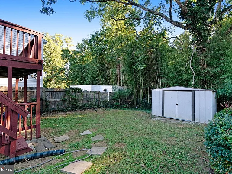 7015 Stanford Dr — Photo 29