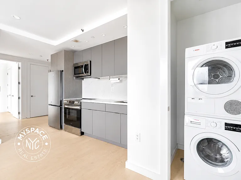 1499 Bedford Ave #5H — Photo 2