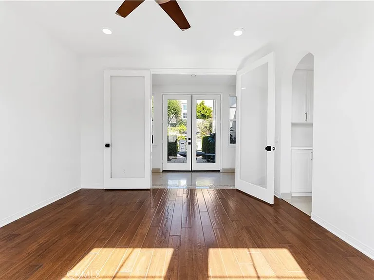 4116 Dakota Dr — Photo 8