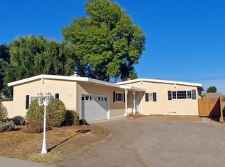 9834 Monogram Ave, North Hills, CA 91343