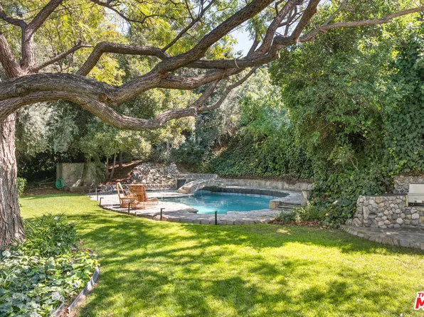 11250 Sunshine Ter, Studio City, CA 91604