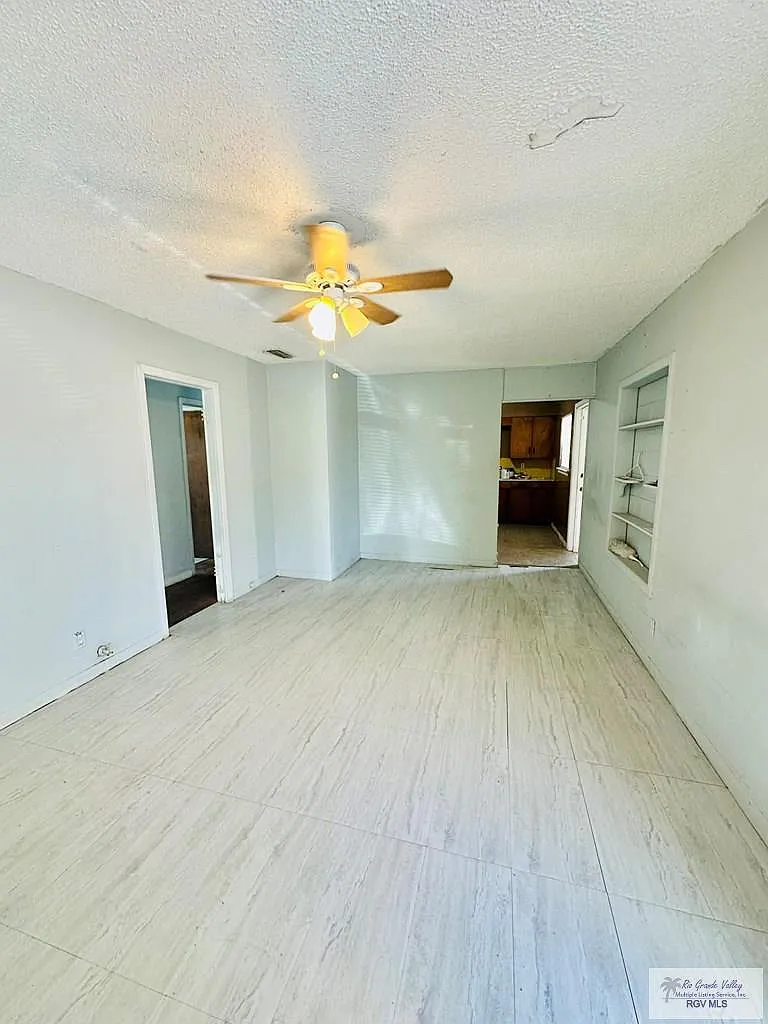 Building Photo - 515 McDavitt Blvd
