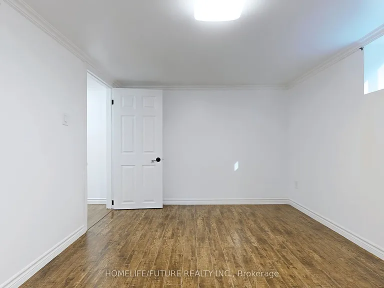 43 Densgrove Rd #BASEMENT — Photo 16