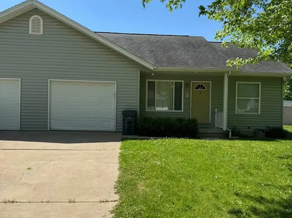 7 N Grant St #7, Galesburg, MI 49053