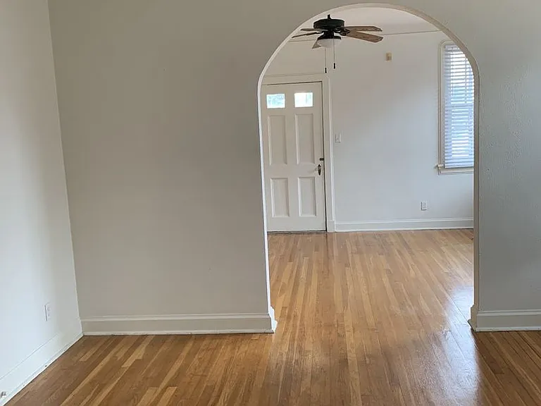 3507-3509 Nashville Ave — Photo 4