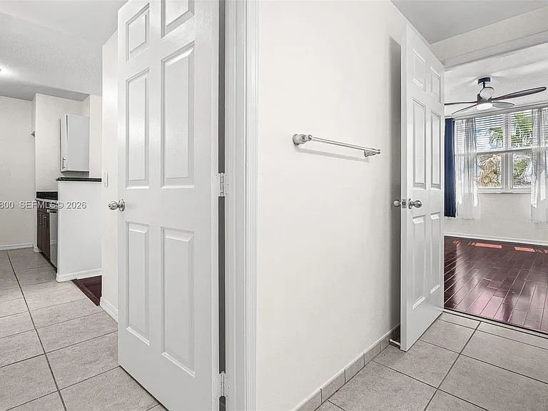 2421 NE 65th St #408 — Photo 14