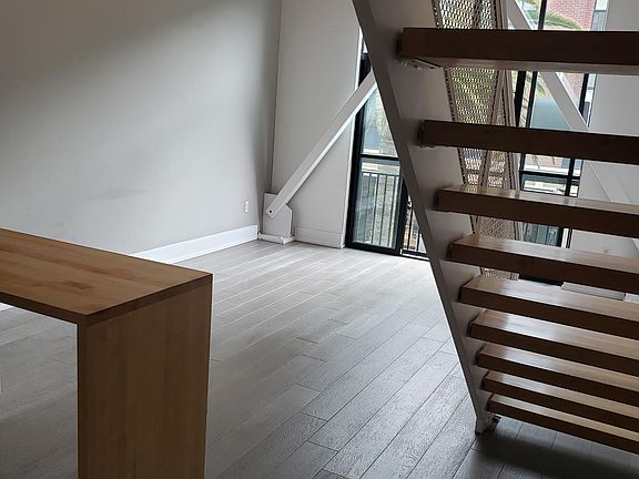 4th image of 333 Santana Row APT 227