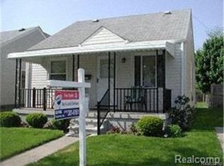 1925 Euclid St, Lincoln Park, MI 48146