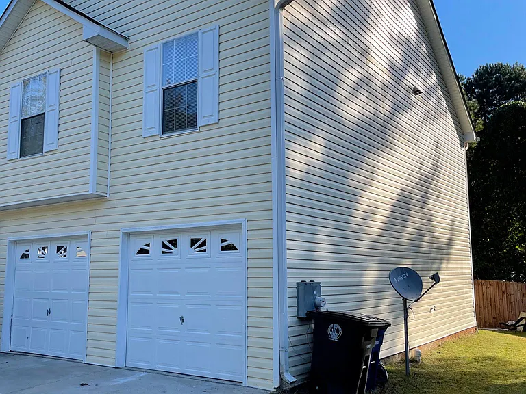 6286 Wellington Ct — Photo 4