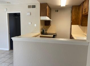 3700 White Ln #2, Bakersfield, CA 93309