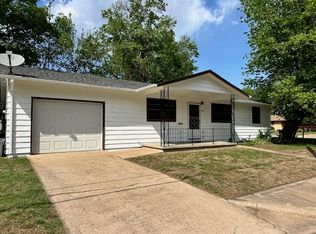 322 S F St, Wellington, KS 67152