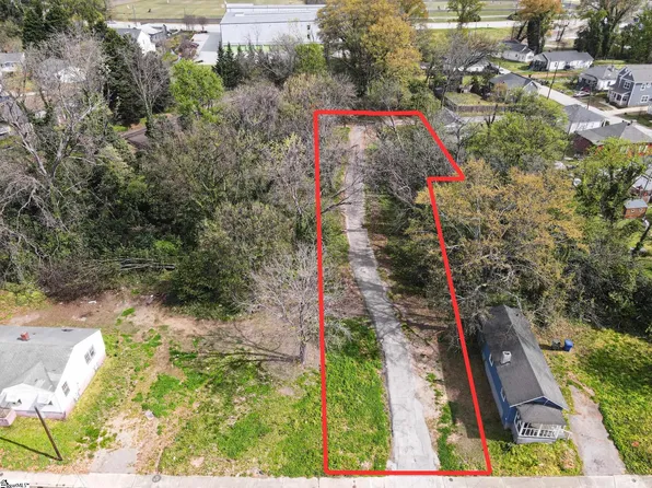 7 Trotter Aly, Greenville, SC 29605